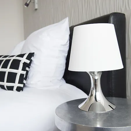 The Originals City, Le Concorde Panoramique, 3*